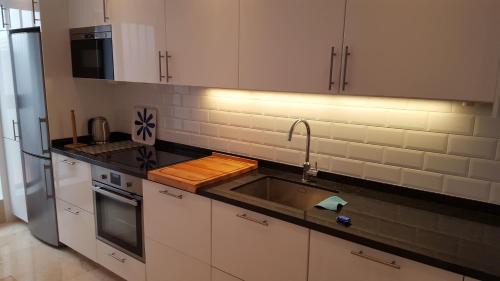 Three-Bedroom Apartment (6-8 Adults)