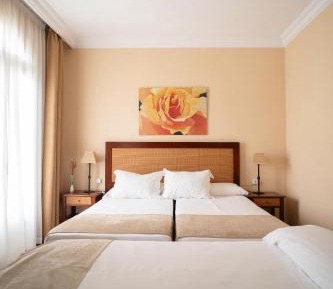 Twin Room with Extra Bed