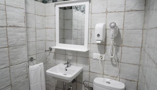 Interior Double Room
