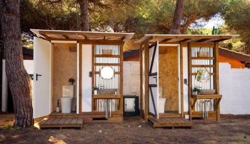 Tienda Bell con Baño Privado Exterior
