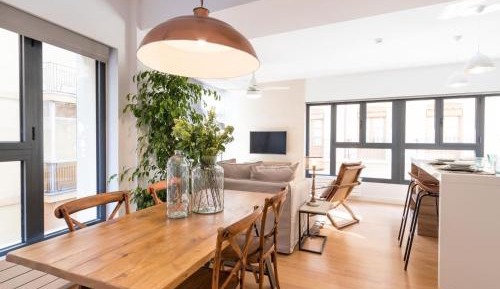 Deluxe Apartment