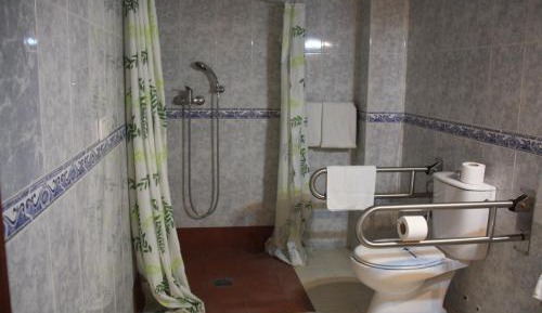 Queen Room - Disability Access