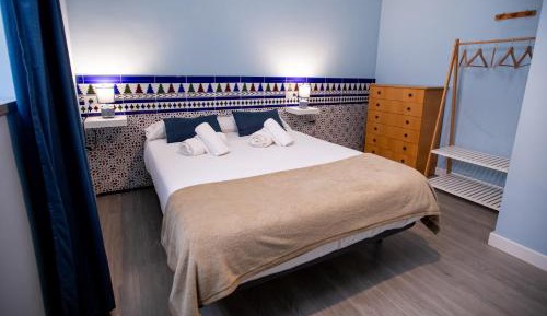 Two-Bedroom Apartment with two bathrooms in ground floor, with access to a shared terrace 