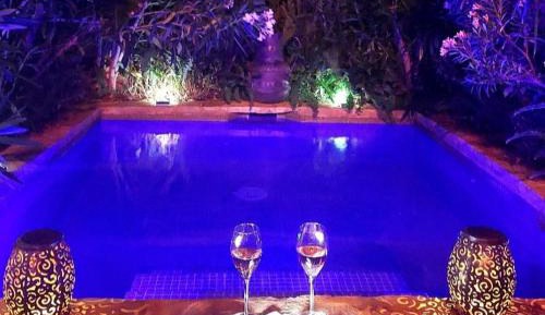 Bungalow with Private Pool and Private garden