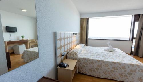 Studio (2 Adults + 1 Child)