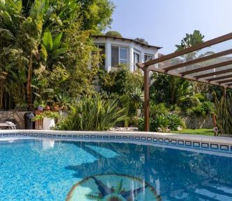 Standard Villa