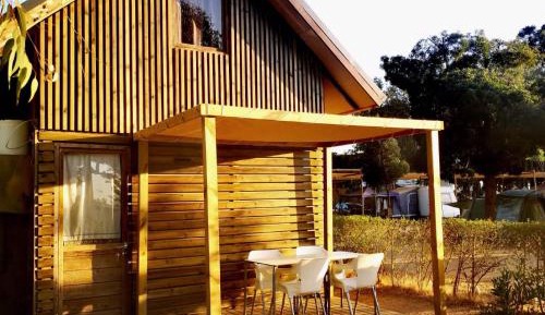 One-Bedroom Bungalow