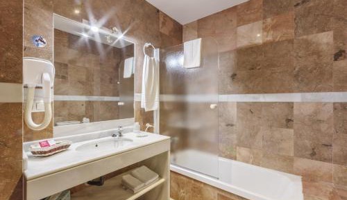 Double Room - Interior