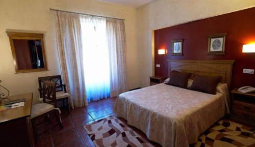 Double or Twin Room with City View