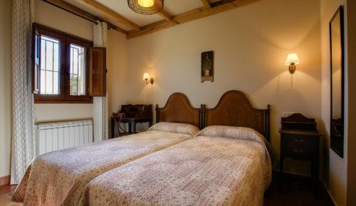 Two-Bedroom Apartment (4 Adults)