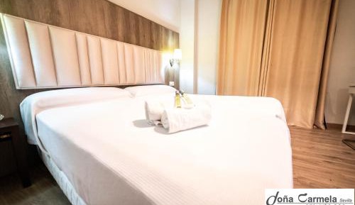 Double Room: 2 beds