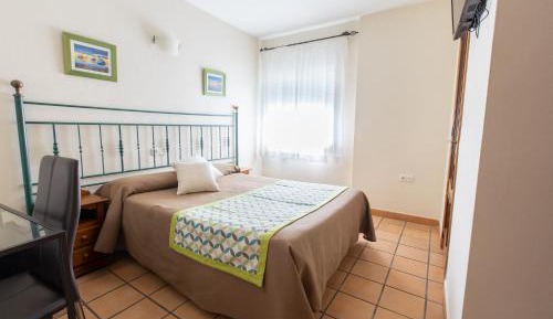 Single Room with Private Bathroom