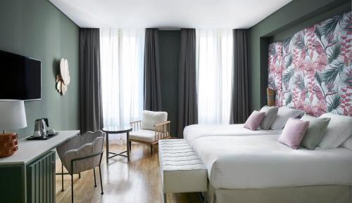 Superior Double Room with Balcony