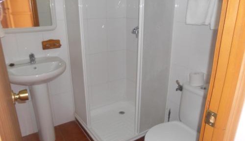 Double or Twin Room with Bathroom