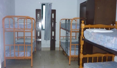 Bed in 6-Bed Dormitory Room with Bathroom