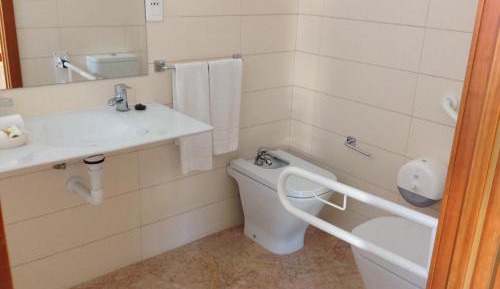 Twin Room with Parking