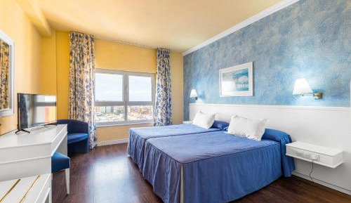Twin Room (1 Adult)