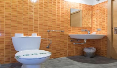 Triple Room with Private Bathroom