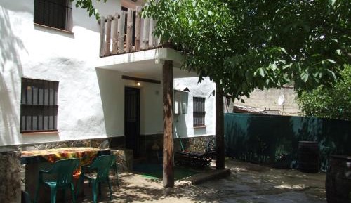 Three-Bedroom Townhouse