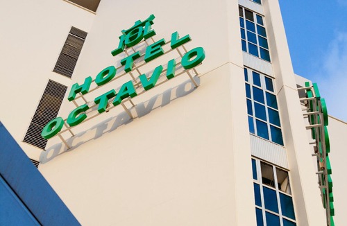 Algeciras Hotel | Mir Octavio