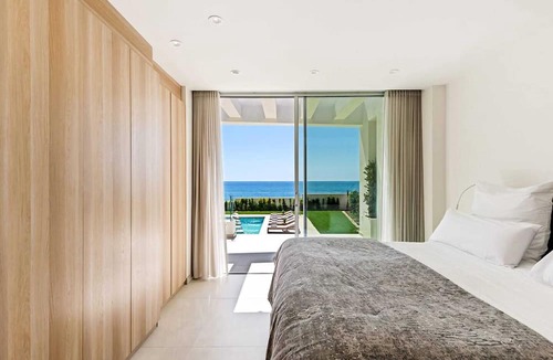 La Cala de Mijas Villa | Homerez - 10 m away from the beach! Big villa for 10 ppl. with swimming-pool