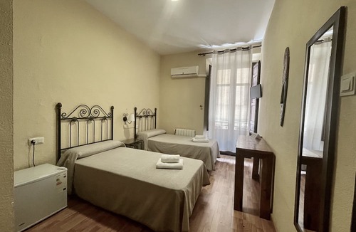 Centro - Sagrario Hostel | Arteaga Hostal & Baños Árabes Elvira