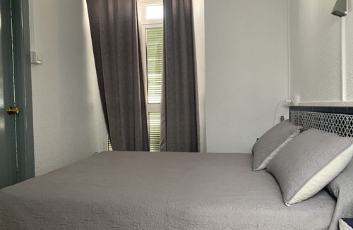 San Bartolome Hostel | Hostal Alcobia
