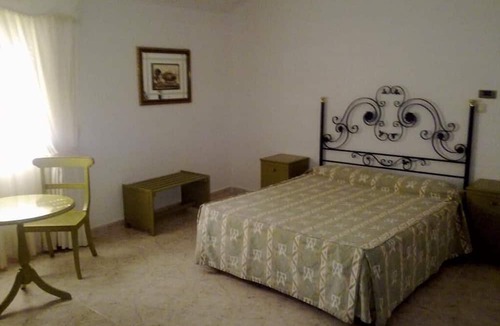 Arcos de Jalon Hotel | Hotel Arcojalon