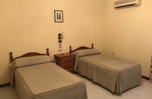 Madridejos Hostel | Santa Ana Hostal