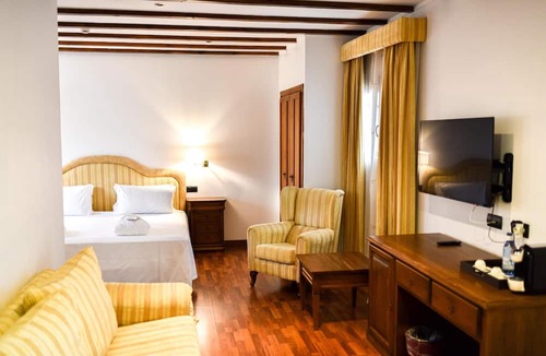 El Puerto de Santa Maria Hotel | Hotel Alegria Bodega Real