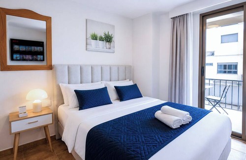 Arroyo de la Miel Hotel | Pensión Serramar