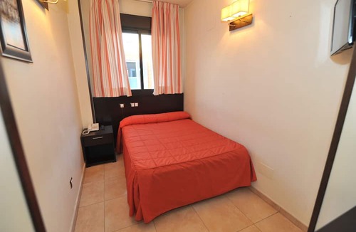 San Fernando de Henares Hostel | Hostal Goyma III