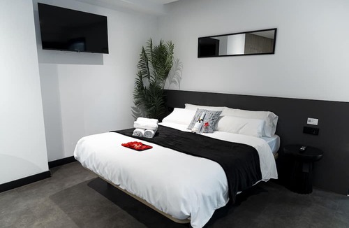 Cuatro Caminos House | Mad Rooms