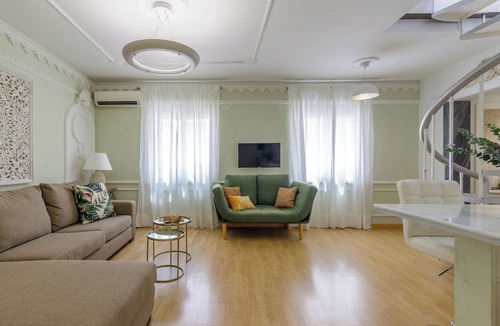 San Felipe Neri Apartment | Stay U-nique Apartment Ollerias