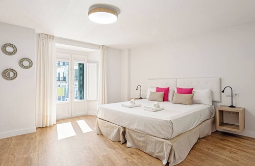 La Merced Apartment | Stay U-nique Apartment Plaza de la Merced