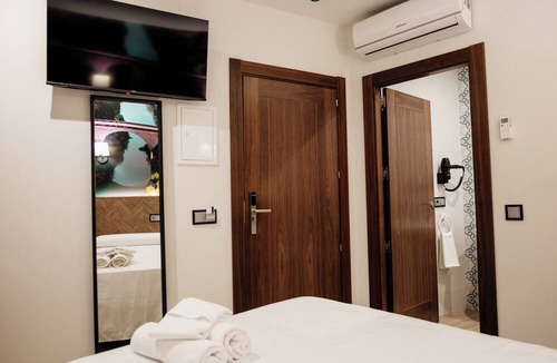 Marmolejo Hotel | Hostal Central Marmolejo