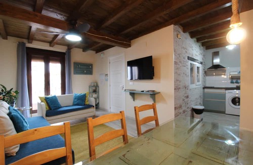 Hervas Apartment | COZY APARTMENT TO ENJOY WITH YOUR FAMILY AND FRIENDS. VEDELEJOS 1