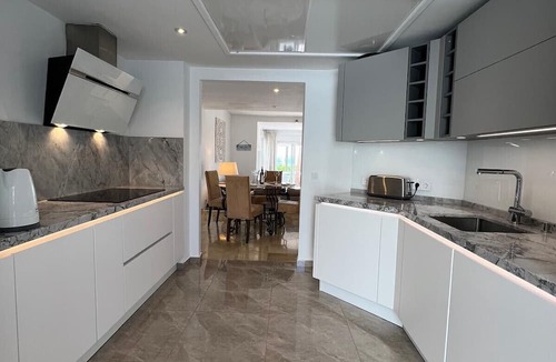 Casares del Mar House | Beach Penthouse Casares Costa, Estepona