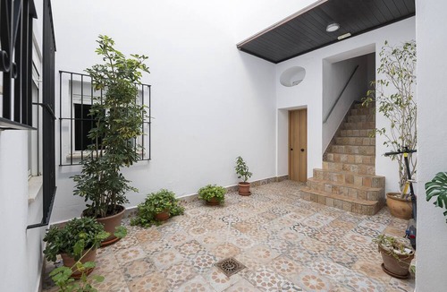 Medina-Sidonia Apartment | Los Alcornocales - One Bedroom Apartment, Sleeps 2