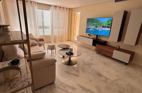 Hacienda del Alamo Apartment | Bel Appartement Moderne, six Personnes