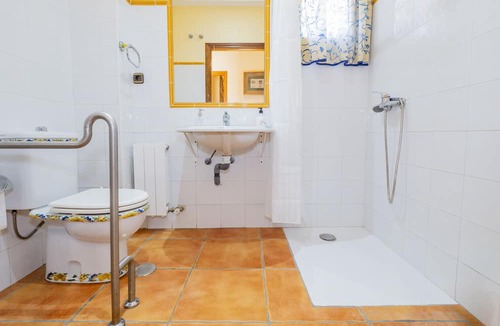 Zafarraya Cottage | Cubo's La Casa de Tita Elvira Family 20 PAX