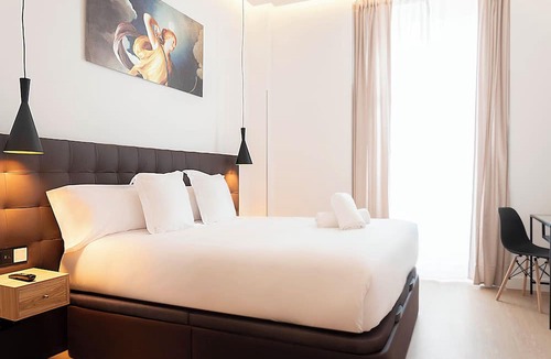 Centro Hotel | Woohoo Rooms Boutique Luna
