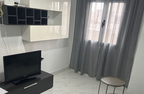 Bailen-Miraflores Condo | Apartamento Domingo