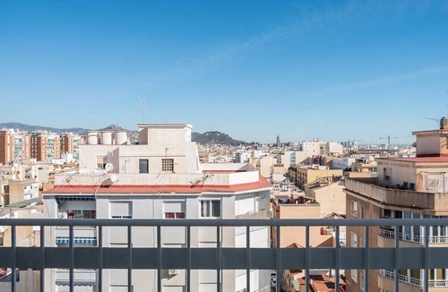 Gamarra Apartment | Live Like a Local: Your Comfortable Retreat at Pasaje Igueldo, Málaga!