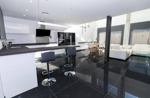 Jaen House | Casa Boulevard