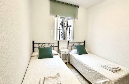 Rota Apartment | GIRASOLES Rota Apartment by Cadiz4Rentals