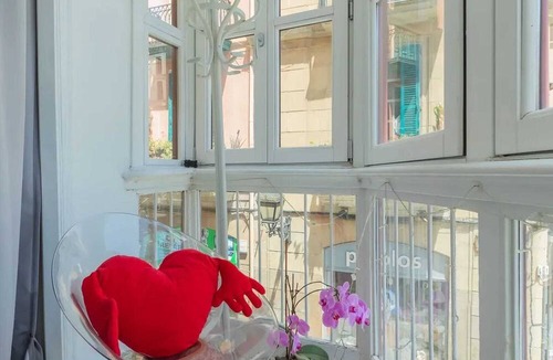 Bilbao Old Town Apartment | Homerez - Apt. Bilbao Internet