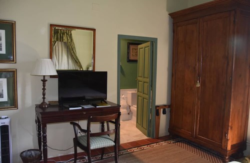 Valverde del Majano Hotel | Caserío de Lobones
