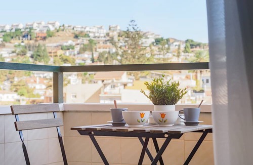 El Palo Apartment | Cubo's Miraflores del Palo Urban/free wifi/parking included