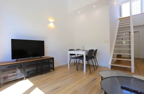 La Trinidad Apartment | Juan De Austria Central Penthouse 4pax